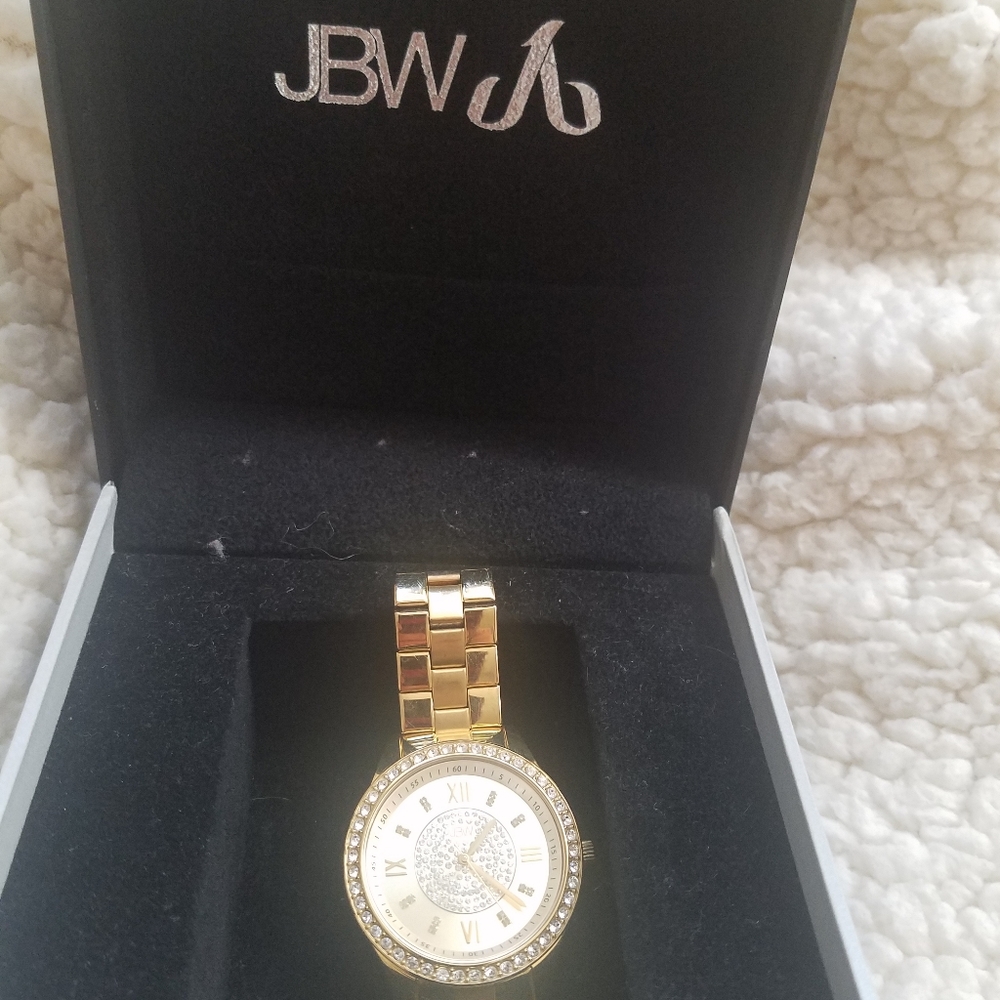 Diamond and crystal watch💥Accepting Offers 💥 - Picture 8 of 8